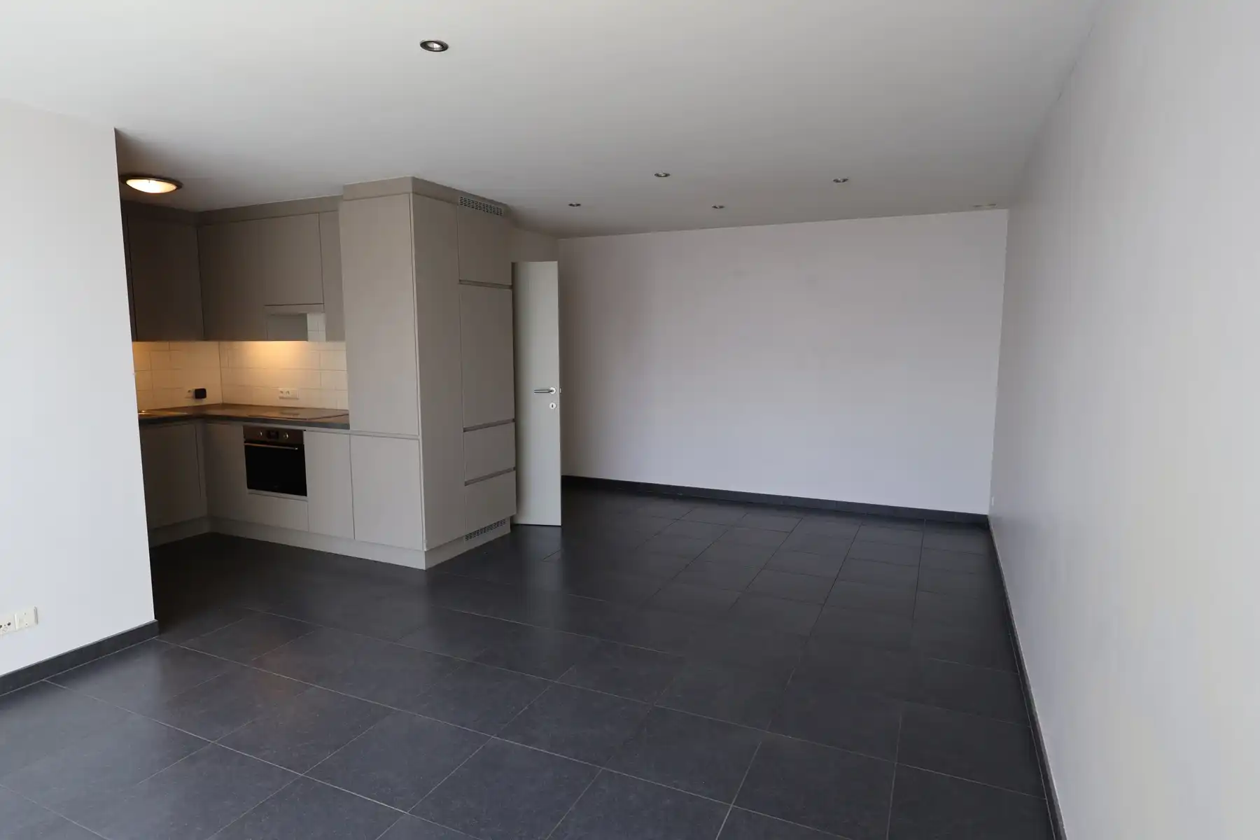 Woonunit van 100m² met 1 slaapkamer in het centrum van Hoogstraten. foto 4