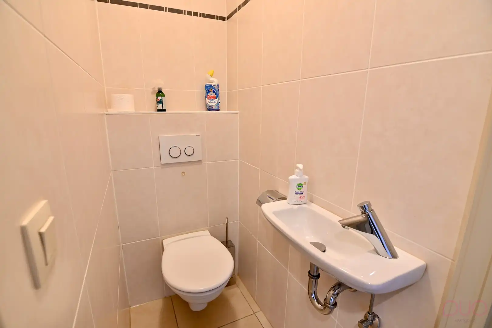 Modern appartement met twee slaapkamers en autostaanplaats foto 12