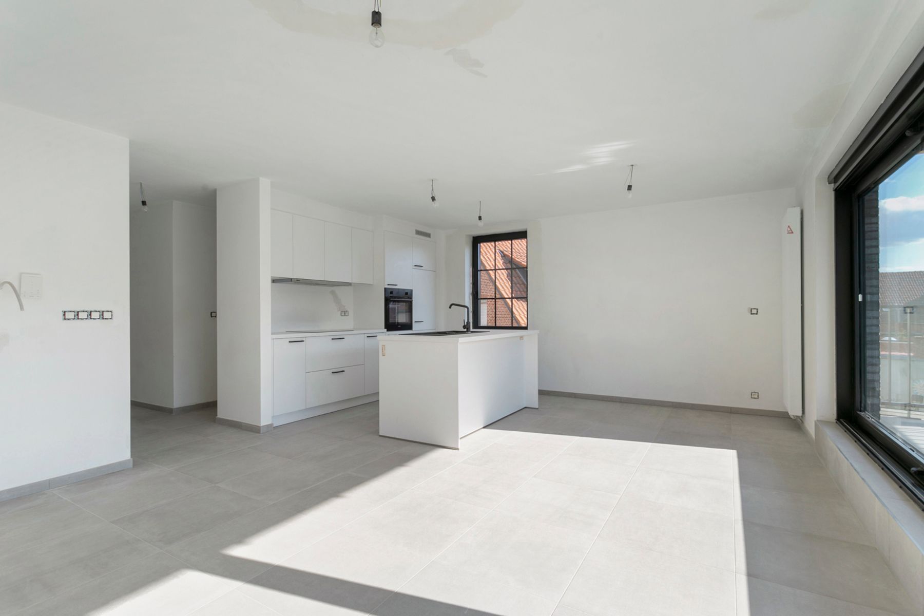 Zonnig nieuwbouw appartement met ruim terras te ITEGEM foto 3