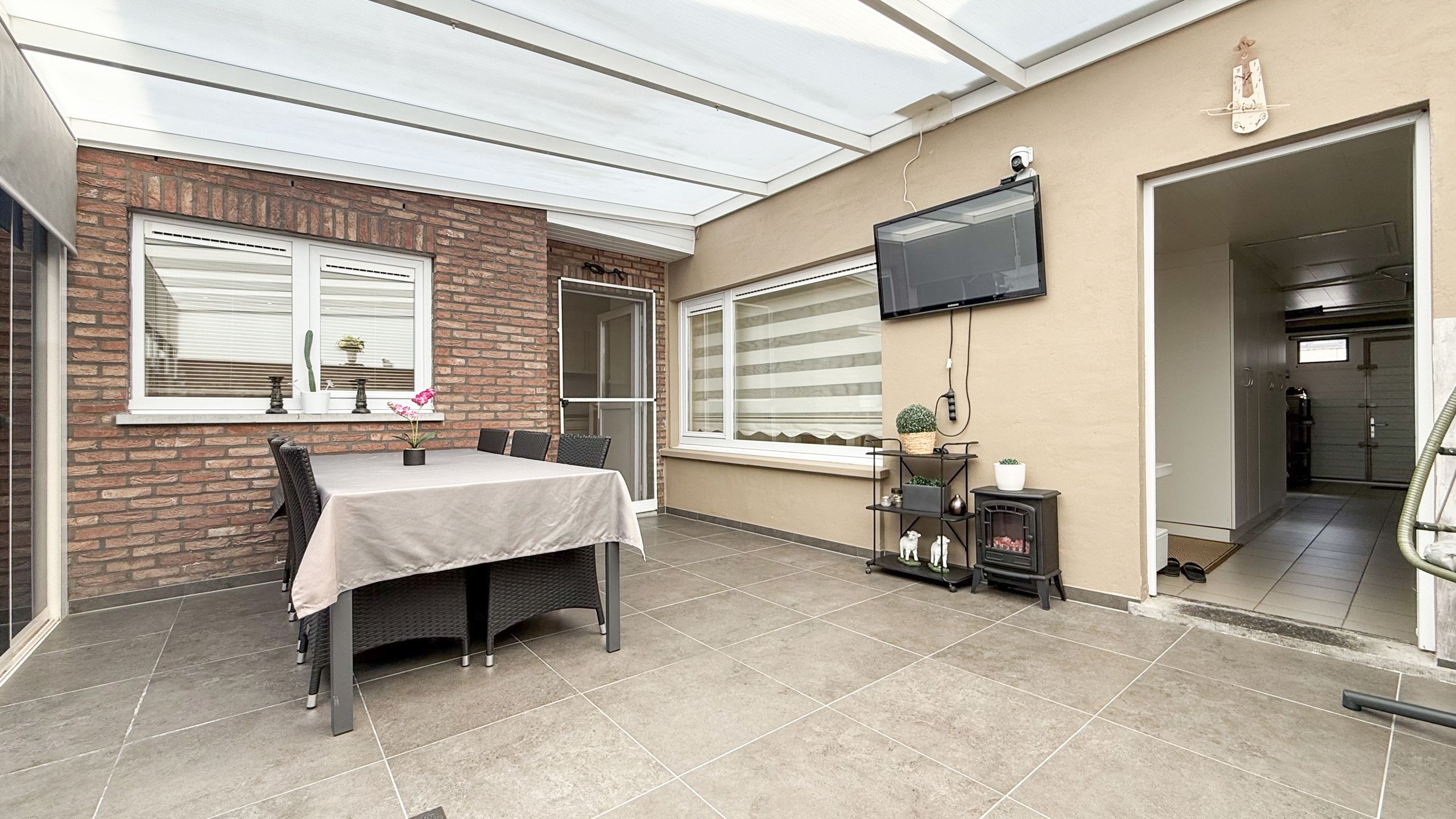 Instapklare woning met 4 slpks en veranda in Heusden EPC C! foto 18