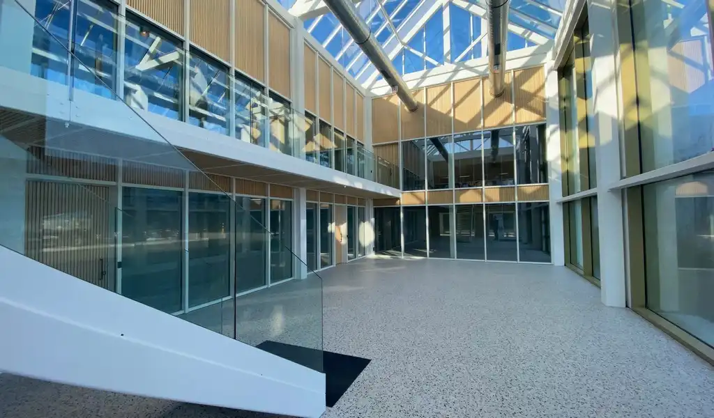 Magazijn te huur langs E34 in Turnhout foto 17