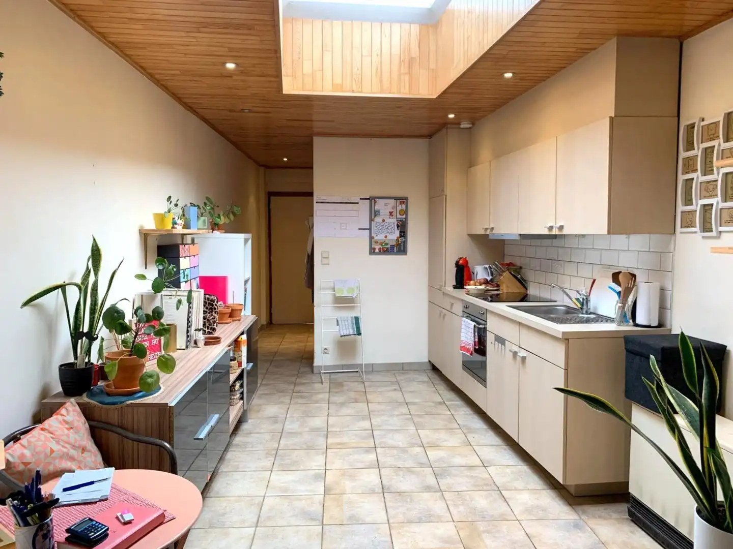 Toffe rijwoning met 2 slaapkamers en stadstuin te koop nabij Kortrijk-centrum foto 2