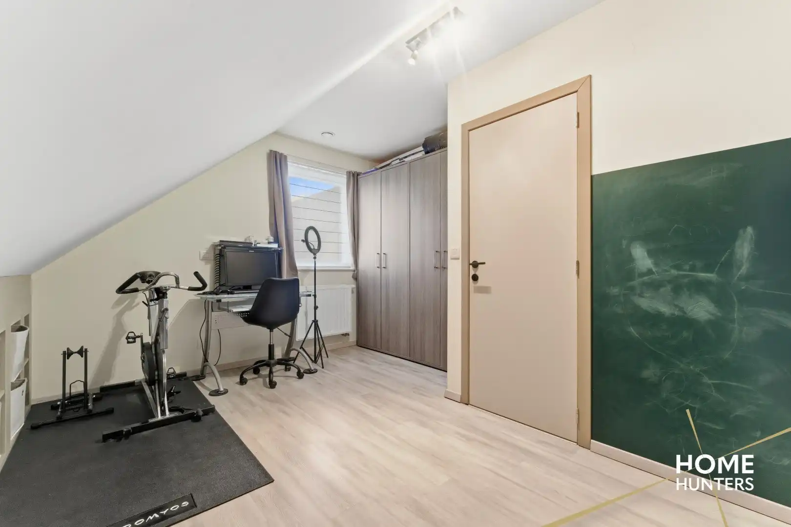 Instapklare halfopen bebouwing op topligging in Diksmuide foto 10