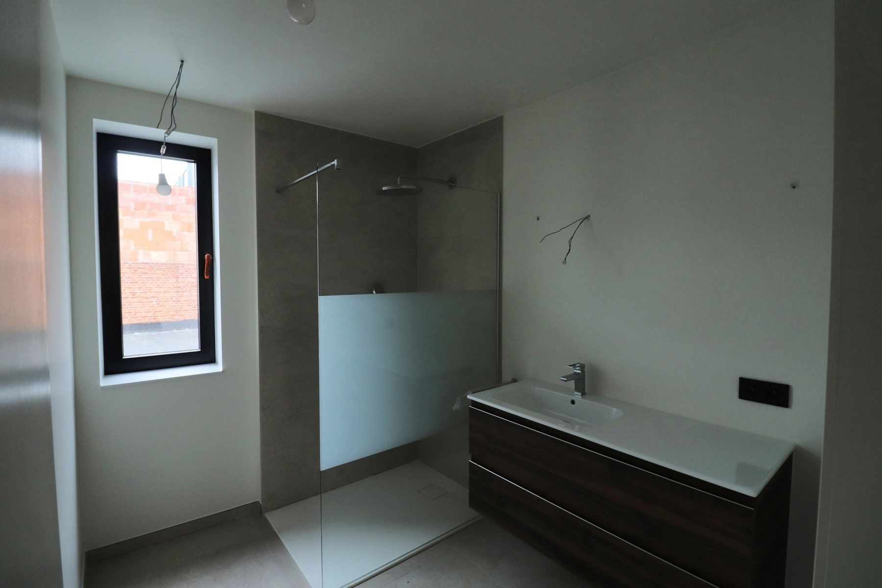 Nieuwbouw appartement op de 1ste verdieping van 95,50m² met 2 slaapkamers en terras.  foto 9