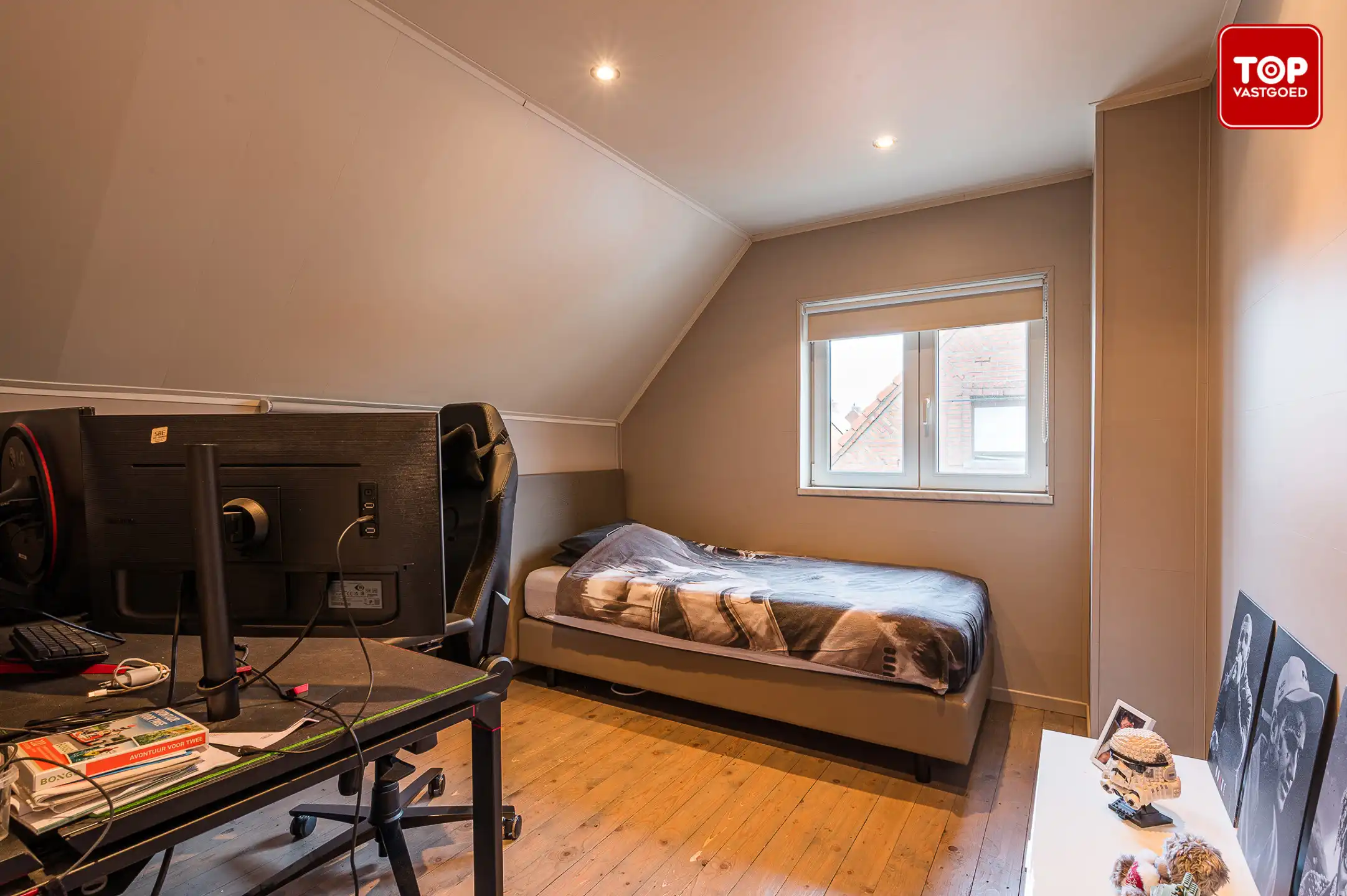 Instapklare woning met 4 slaapkamers en prachtige tuin foto 14