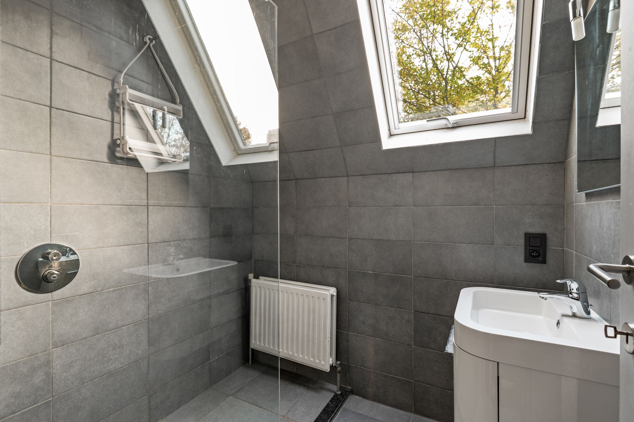 Knap gerenoveerde, energiezuinige woning (open bebouwing) foto 14