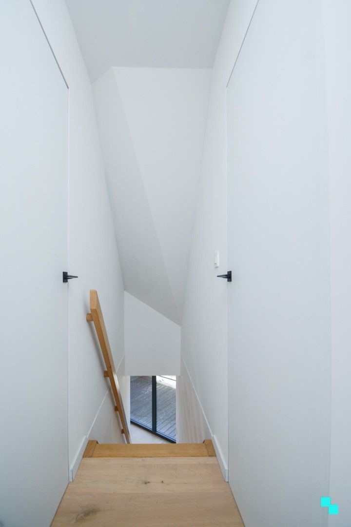 Nieuwbouw dakappartement te hartje Izegem foto 20