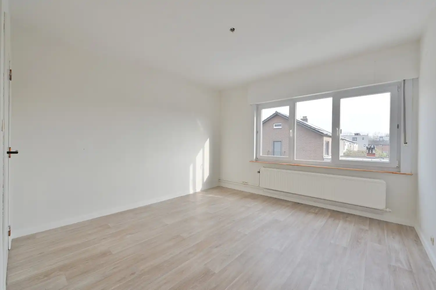 Instapklare gezinswoning met 3 slpk en gezellige stadstuin foto 13