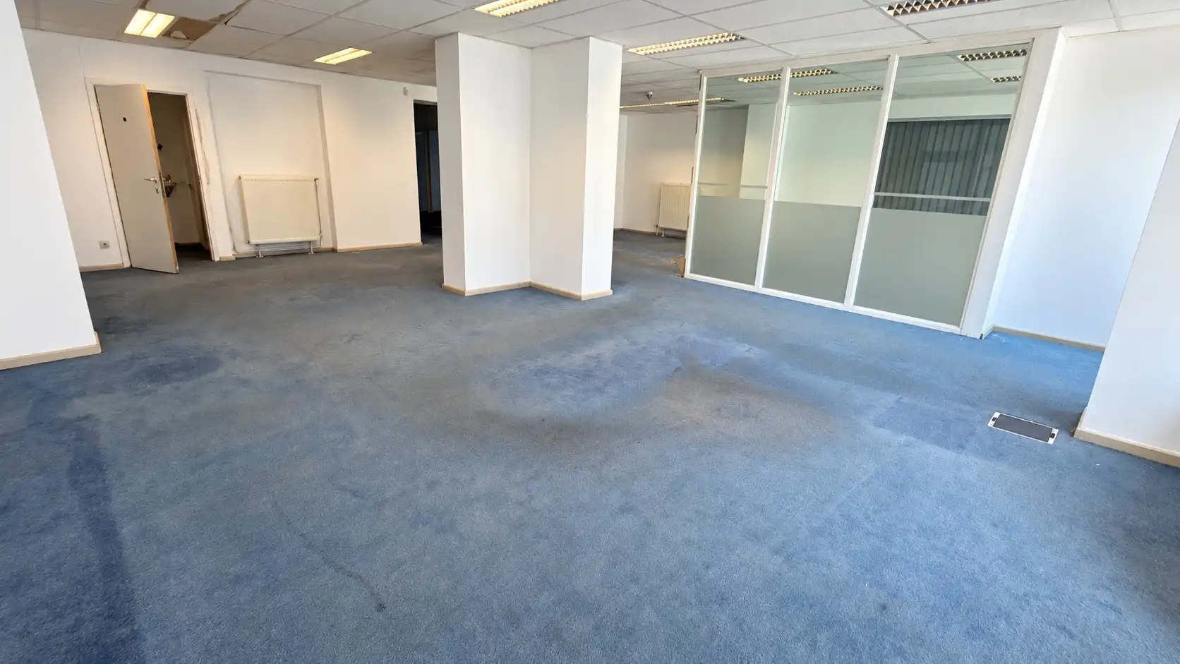 Kantoorruimte van 188 m² op de Markt in Mol foto 3