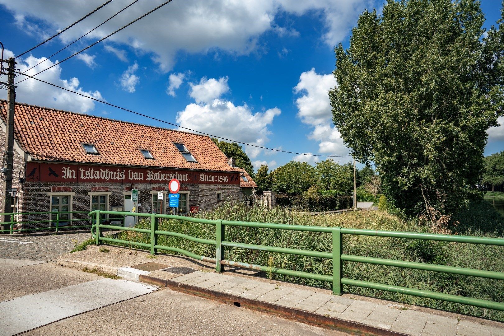 Uniek horecapand (+ overname) met woonst én uitbreidingsmogelijkheden op 3.120m² landelijk gelegen te Adegem foto 1