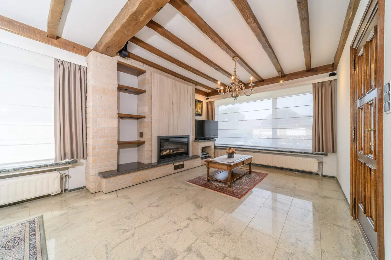 Zeer ruime gezinswoning met extra stockageruimte foto 3