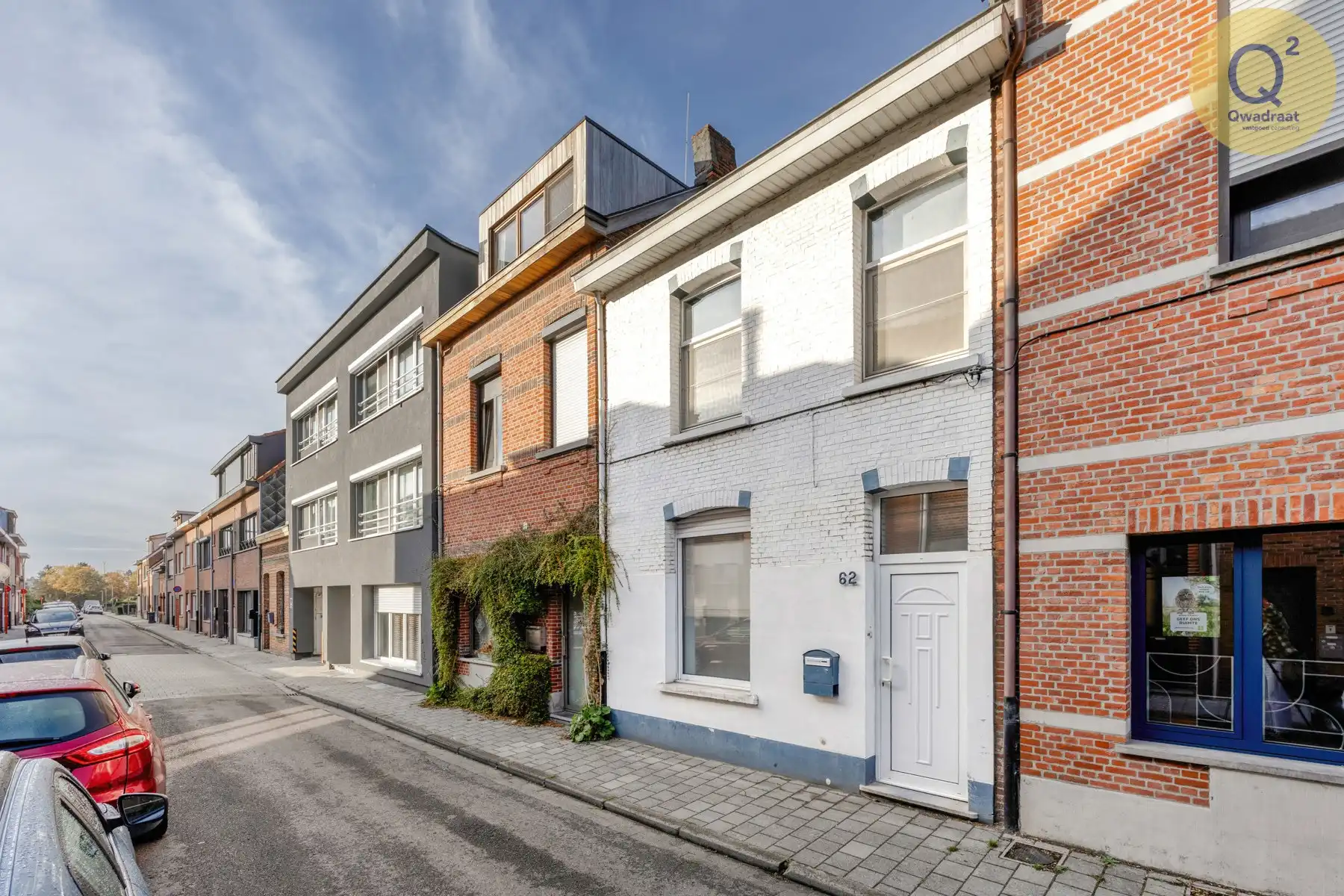 Gerenoveerde instapklare woning met grote tuin foto 2