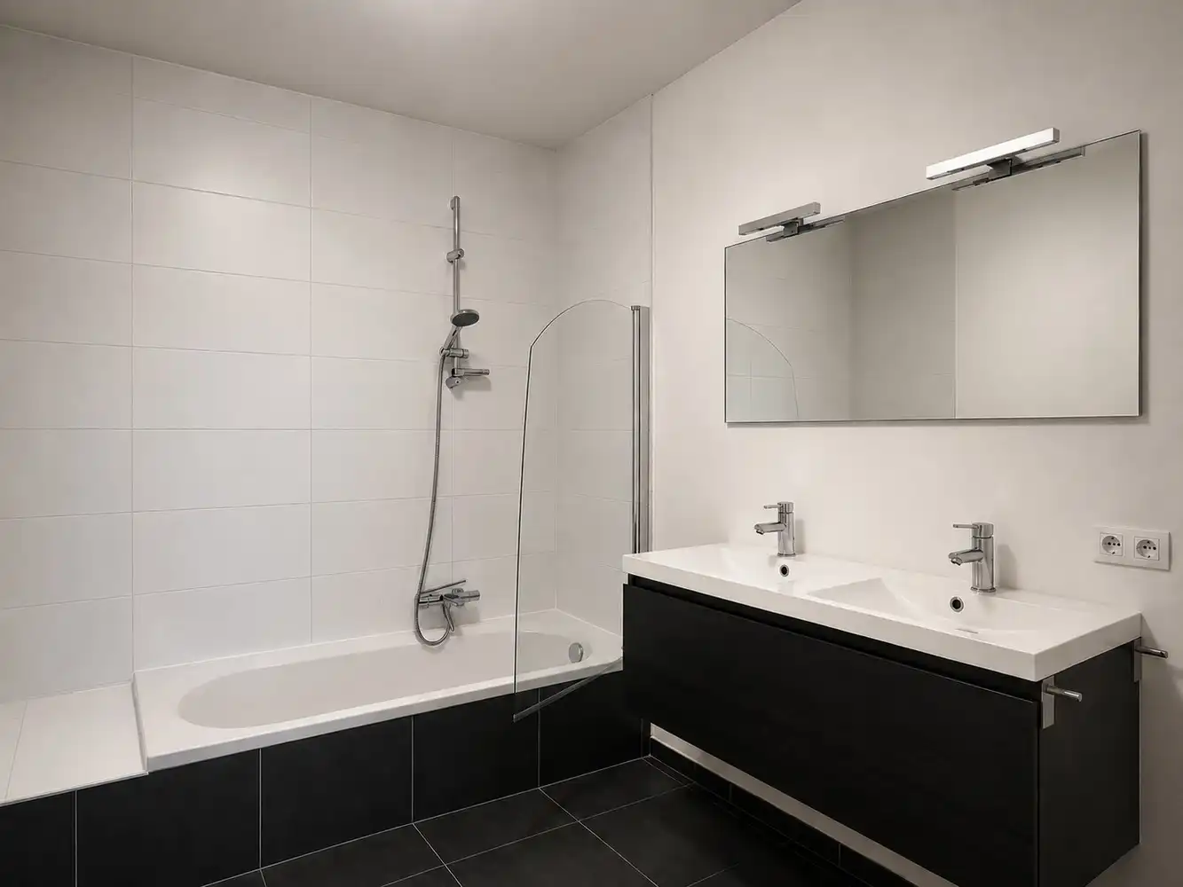 Mooi, modern appartement met 2 slaapkamers & lift op centrale locatie in Boom foto 5