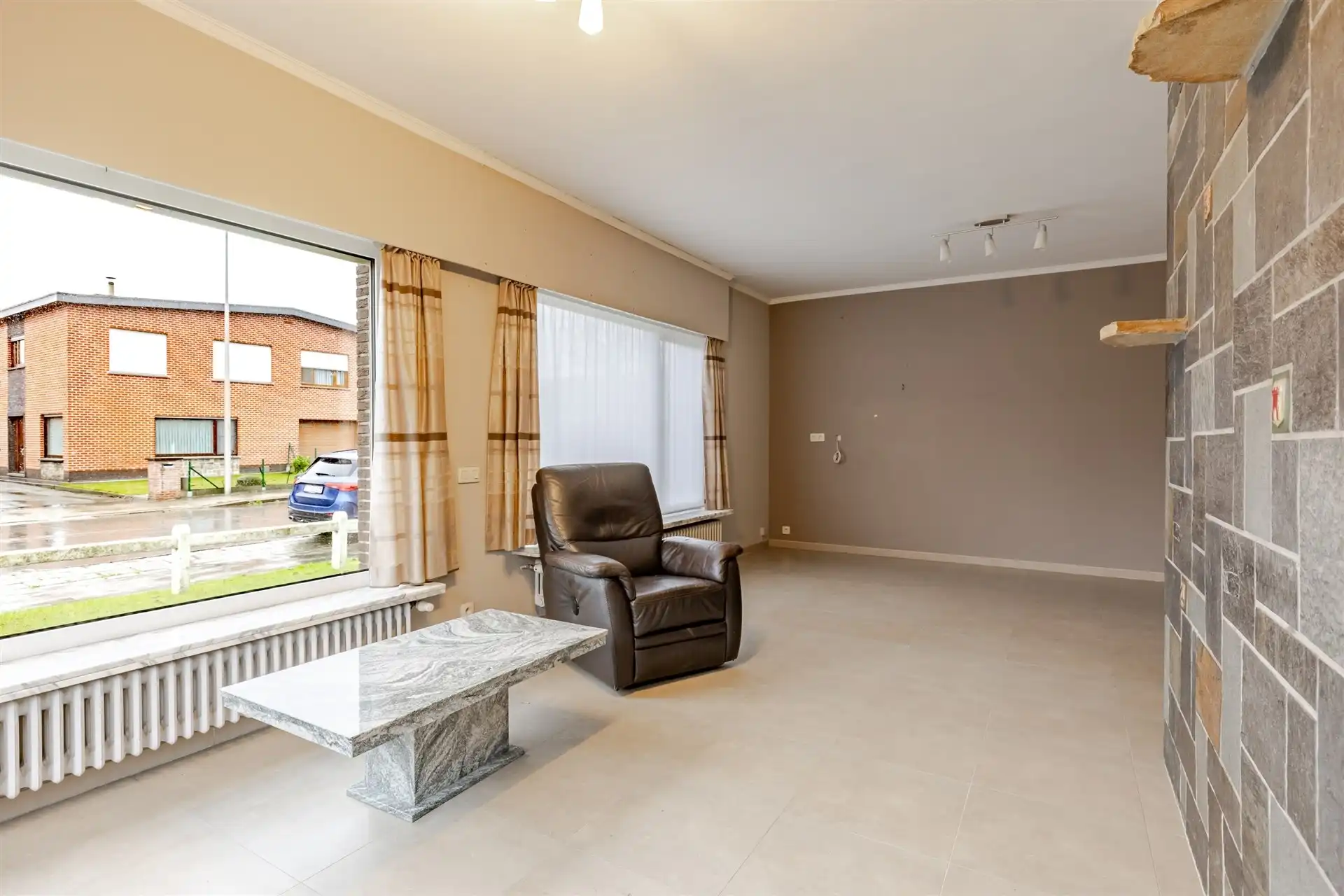 Charmante woning vlakbij centrum Oostakker. foto 9