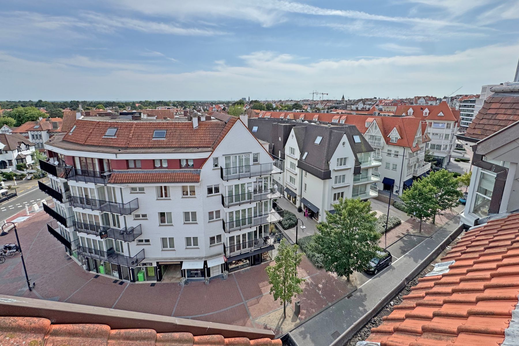 Gemeubeld Penthouse in het hart van het Zoute foto 19