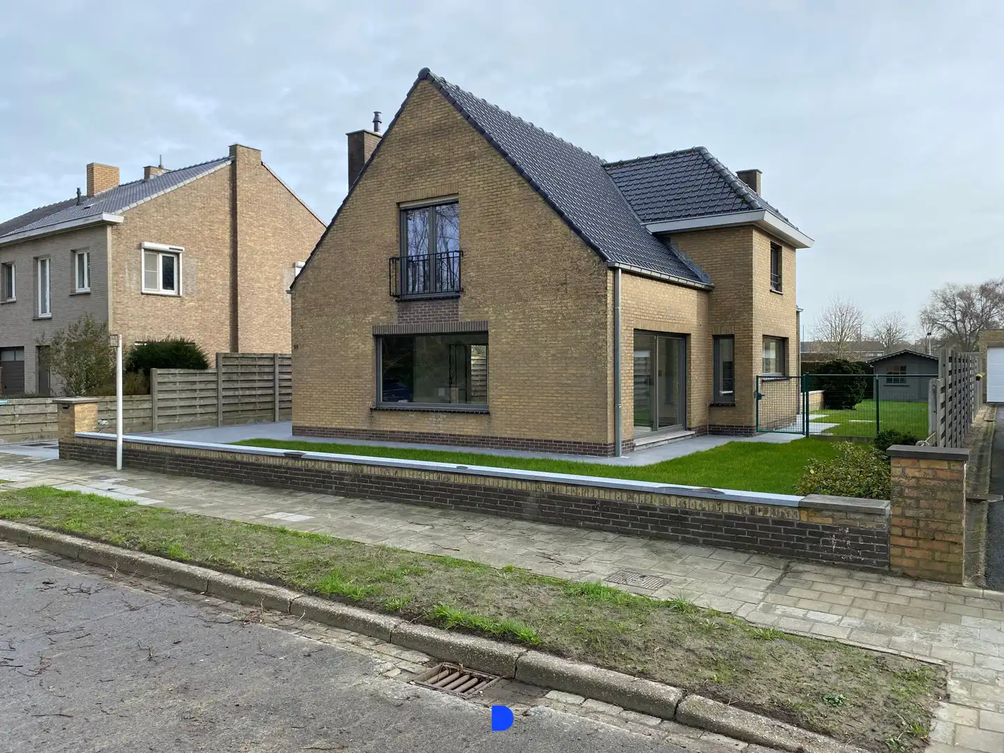 Mooi gerenoveerde woning in Brugge Sint-Pieters! foto {{pictureIndex}}