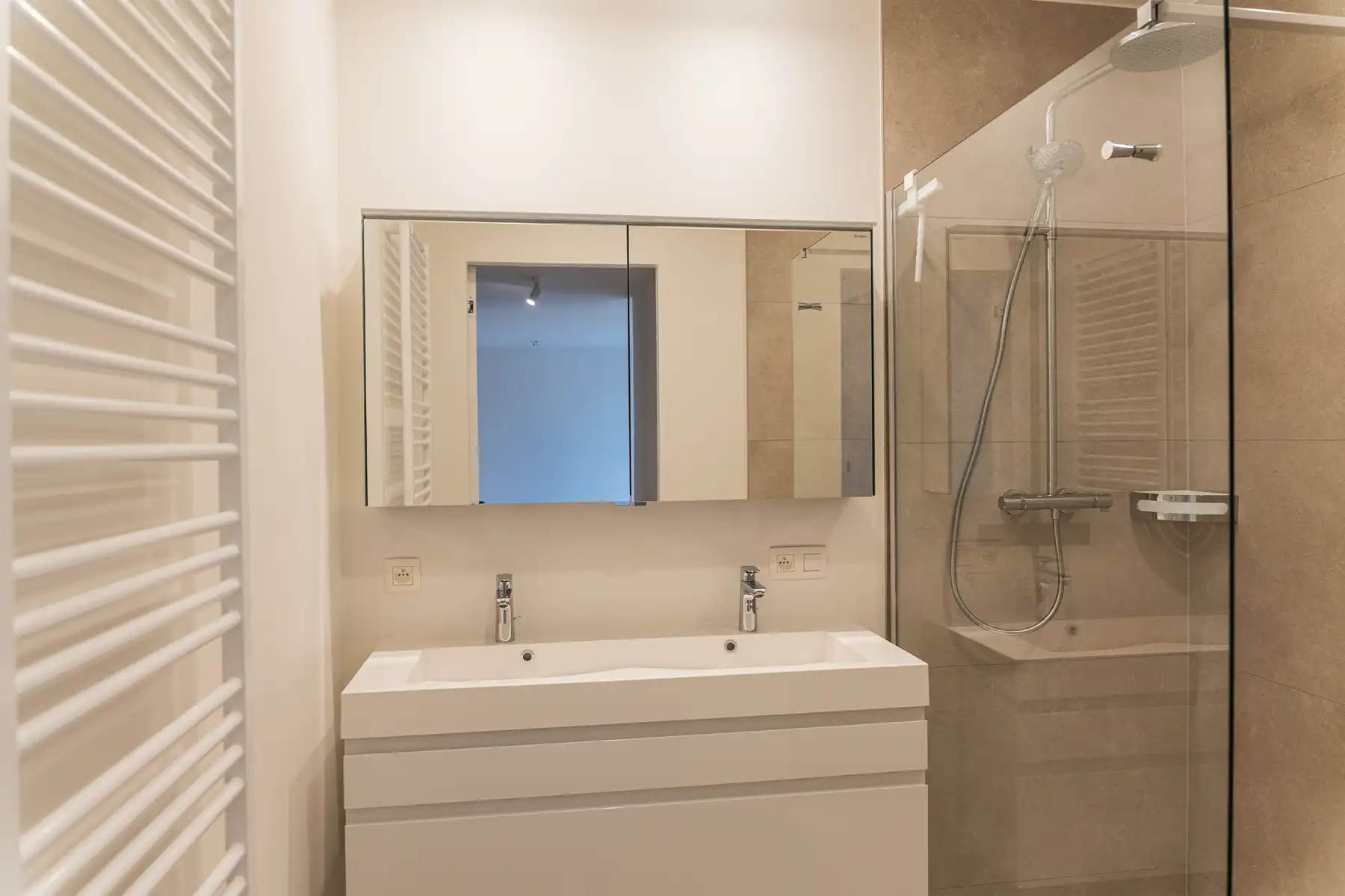 Appartement te huur foto 9