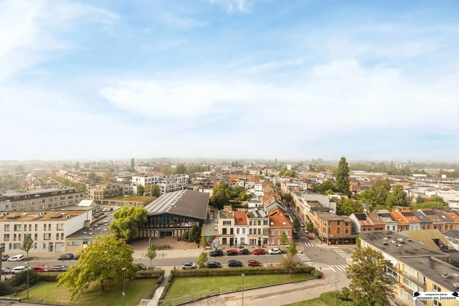 Instapklaar 2-slaapkamer appartement met 2 terrassen en prachtig uitzicht foto 13