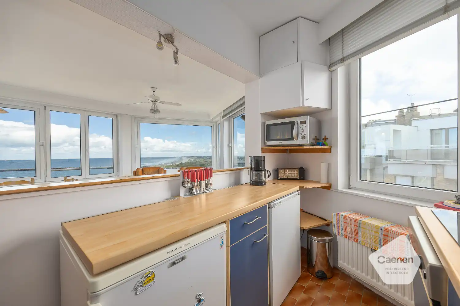 Twee slaapkamer appartement met prachtig zicht! foto 14
