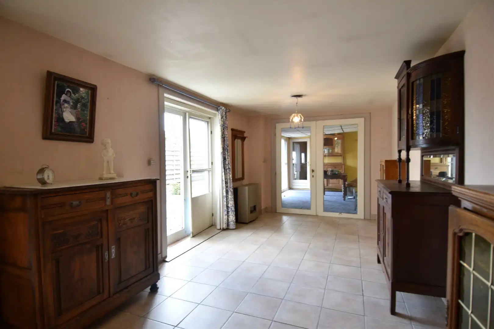 Gezinswoning met 3 slaapkamers, garage en zonnige tuin te koop in kindvriendelijke omgeving te Gullegem foto 6