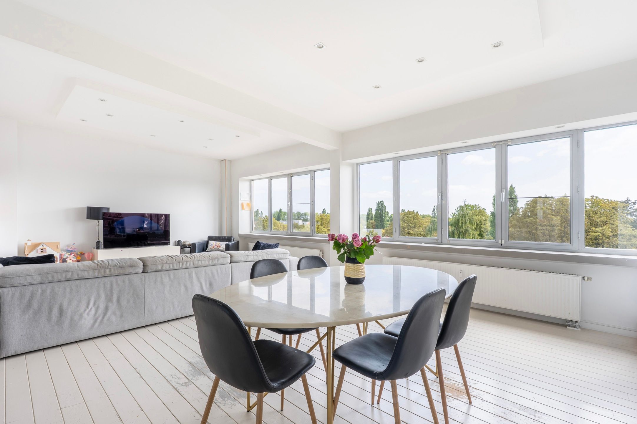 OPENHOUSE ZAT 8/11 - Instapklaar drie slaapkamer appartement foto 4