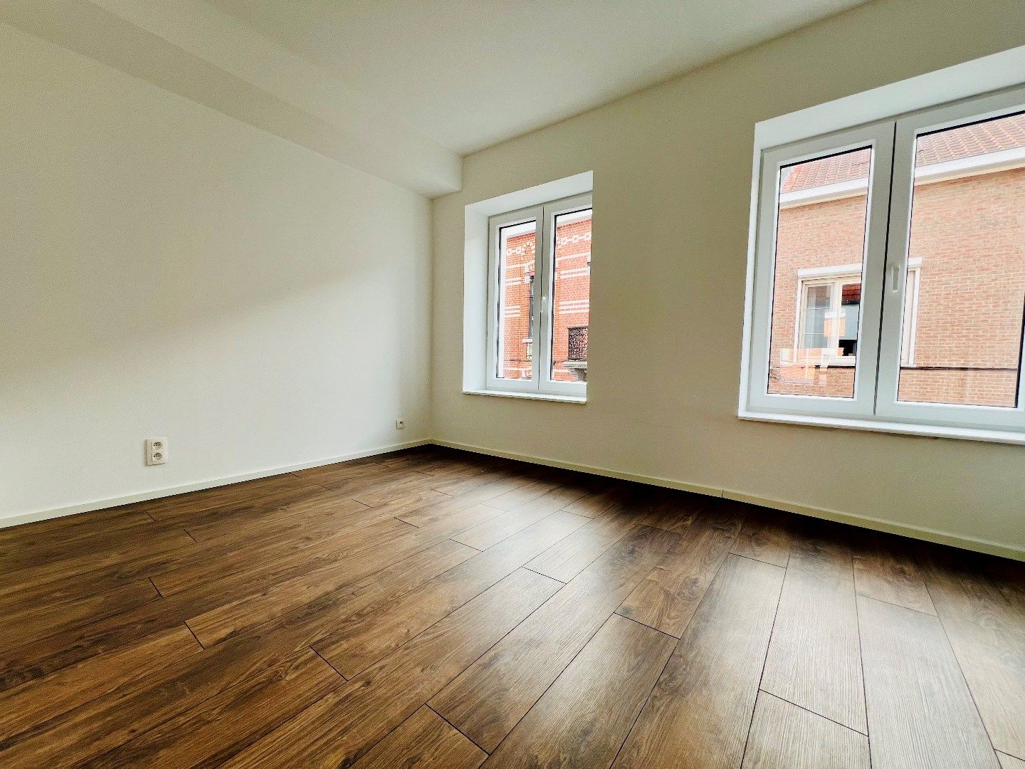 Gerenoveerde rijwoning met 3 slaapkamers en koer met prachtig zicht in centrum Tienen foto 6