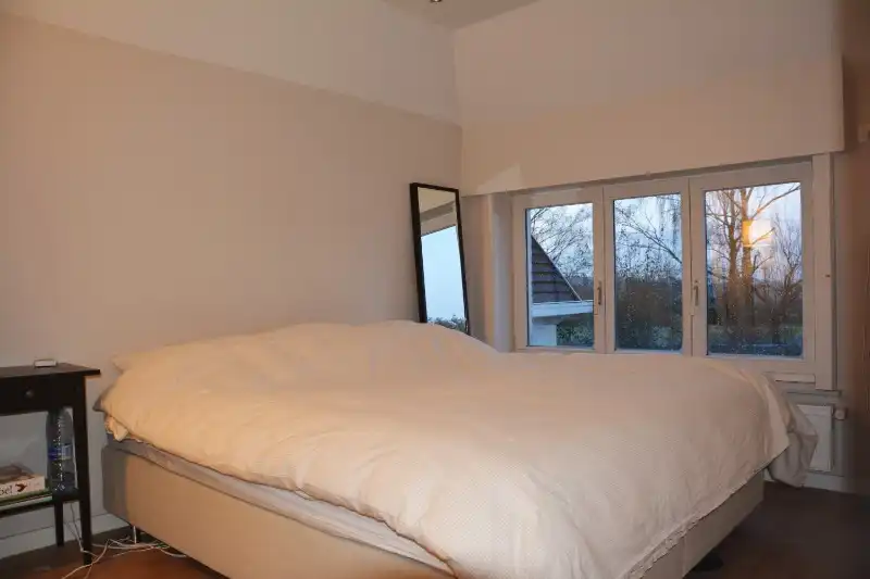 Karaktervolle halfopen woning te huur in centrum van Anzegem foto 14