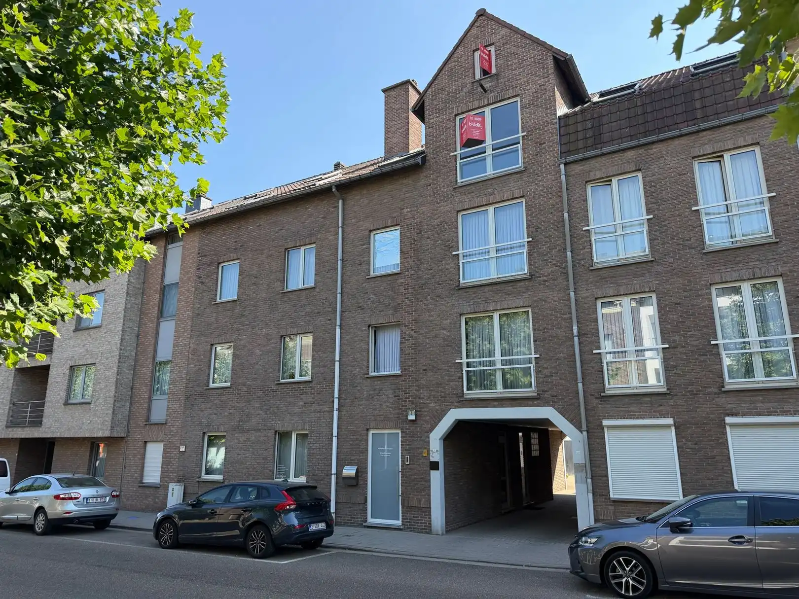 Appartement foto {{pictureIndex}}