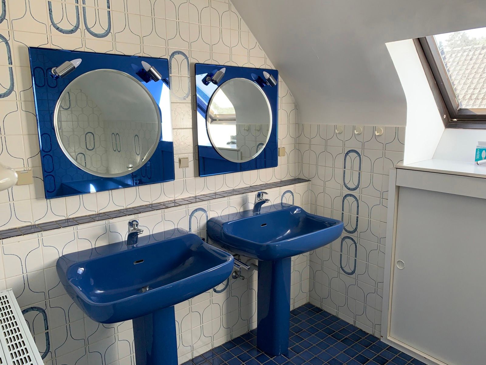 RUIME WONING MET 3 SLAAPKAMERS EN PRACHTIGE TUIN foto 11