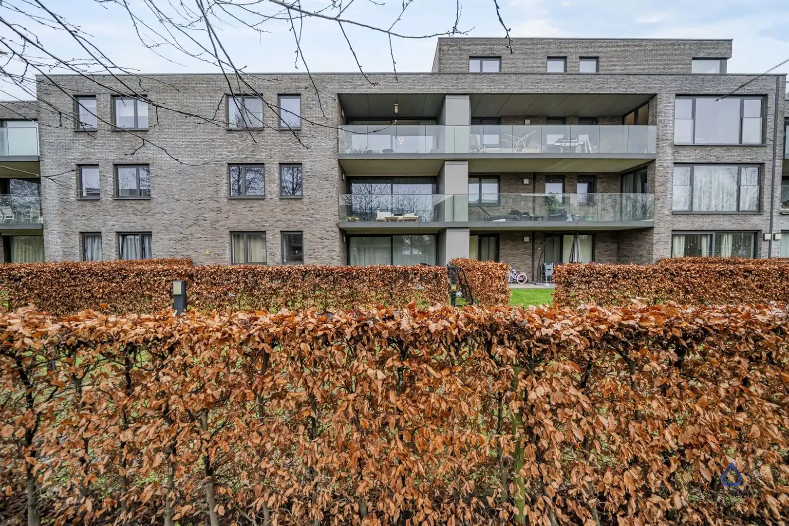 Instapklaar 3-slaapkamer appartement met dakterras foto 19
