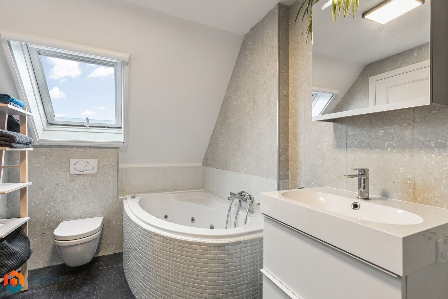 Instapklare woning met 2 slaapkamers en tuin foto 16