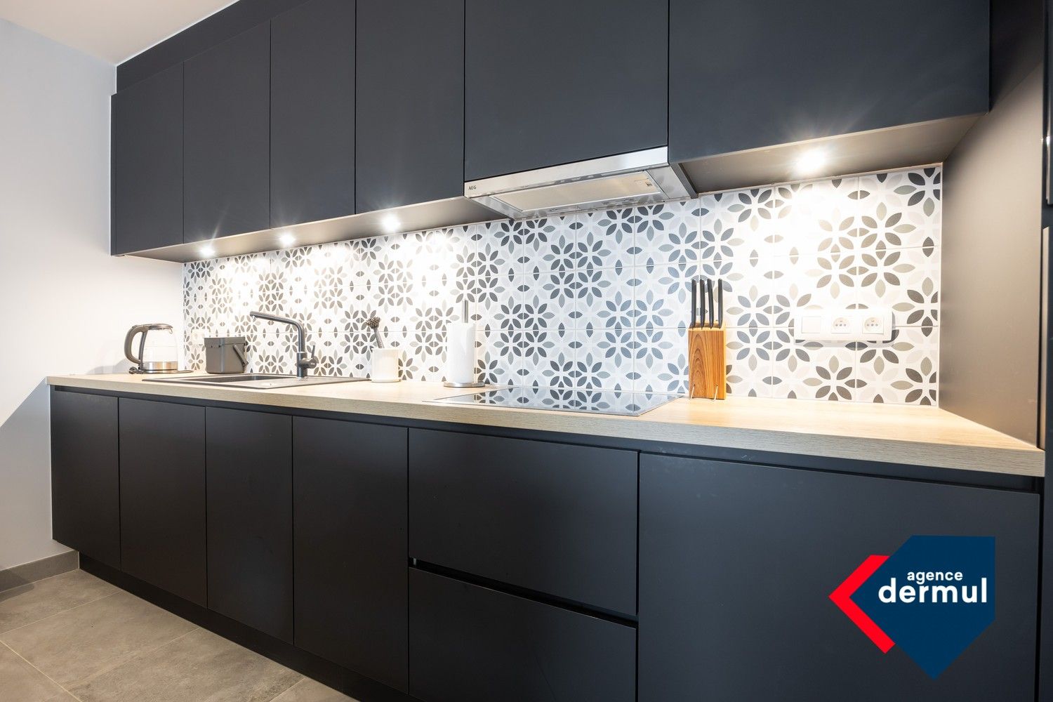 RECENT APPARTEMENT MET PARKING foto 9