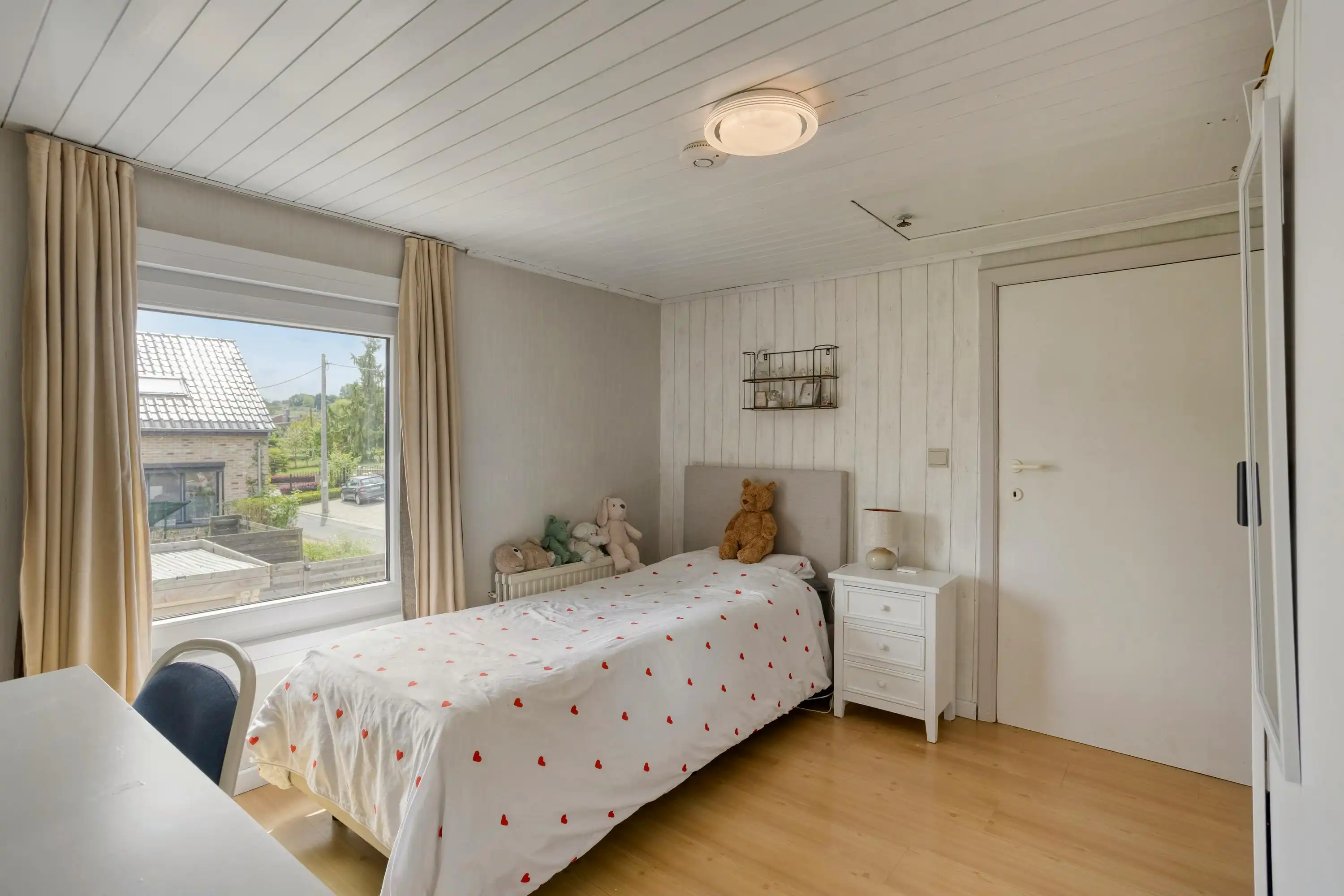 Ruim 3-gevel huis te koop in Roosdaal foto 13