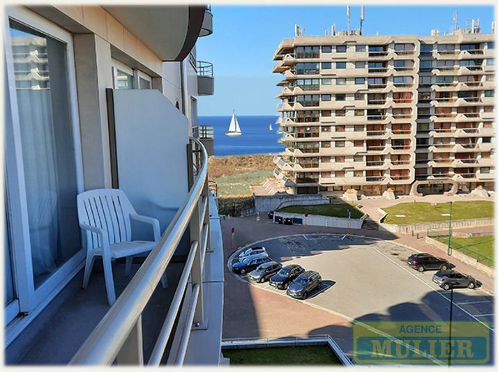 Appartement te koop foto {{pictureIndex}}