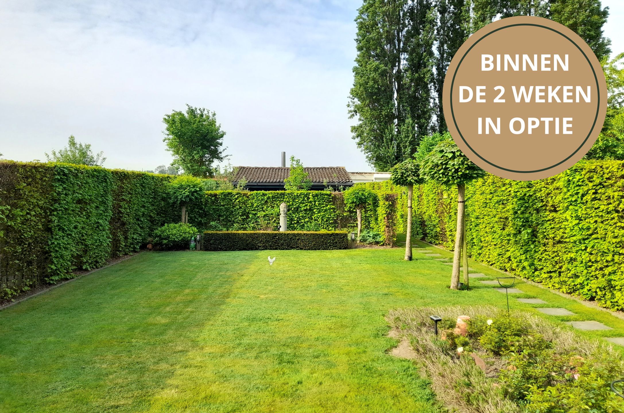 Prachtig 2-slpk-appartement met garage, terras en tuin  foto {{pictureIndex}}
