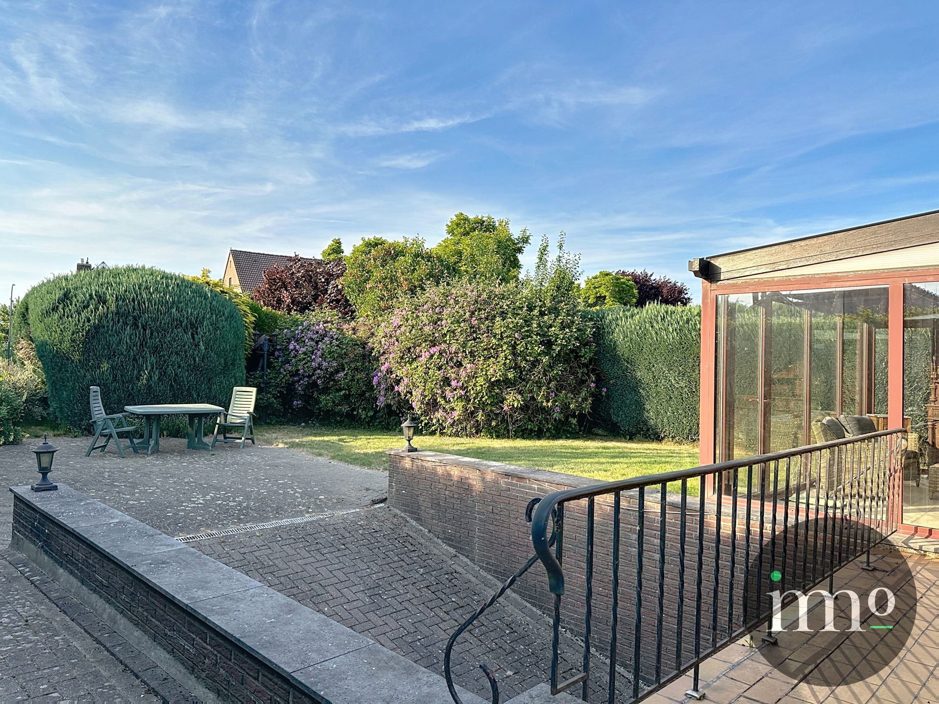 Mooie villa met tuin in residentiële straat foto 6