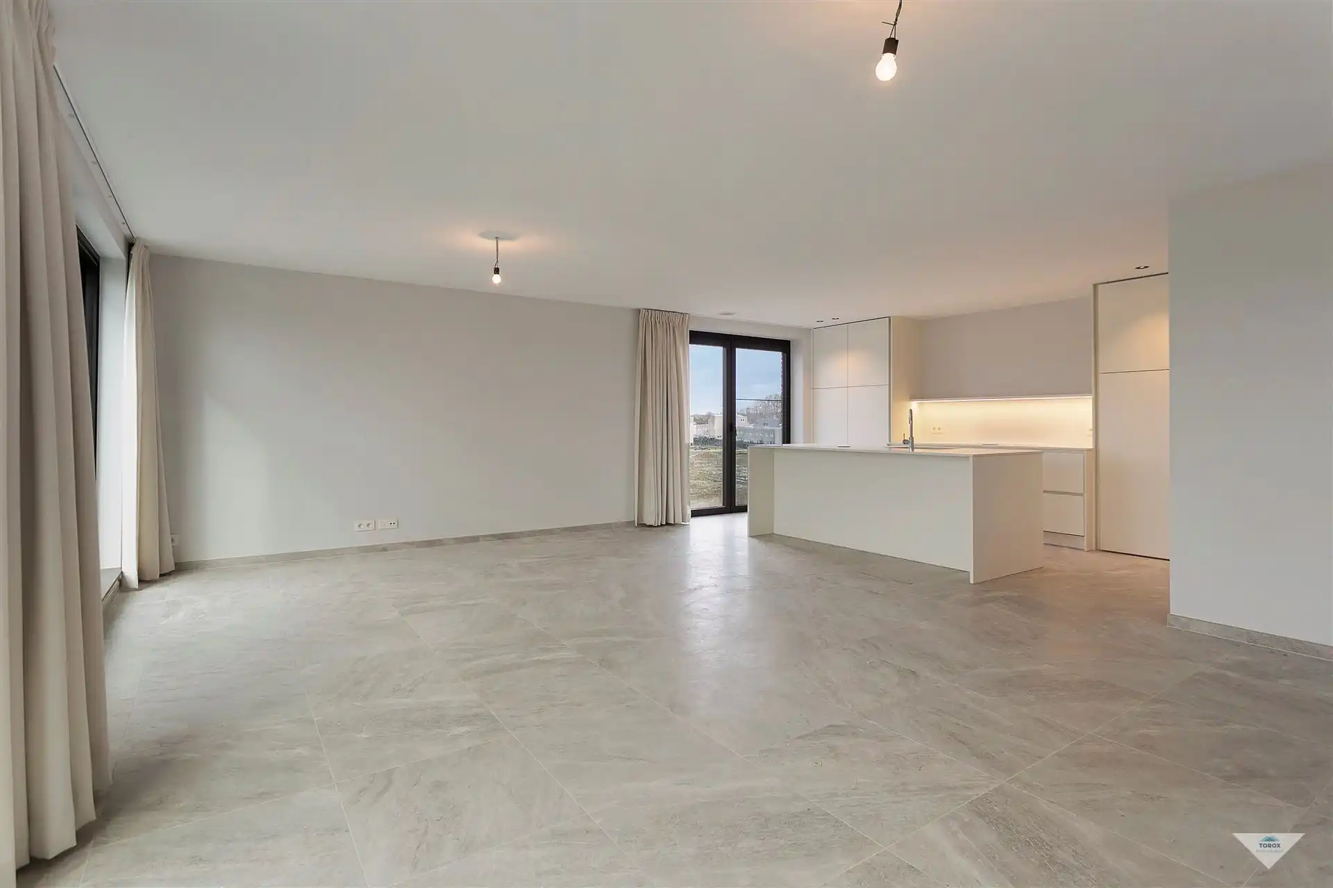 Nieuwbouw appartement met autostaanplaats foto 3