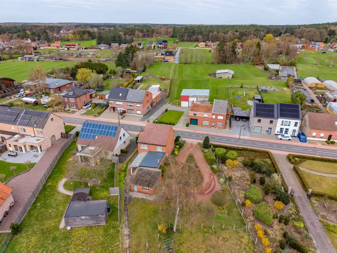 Te renoveren 3slk woning op uitzonderlijk perceel van 34 are  foto 33