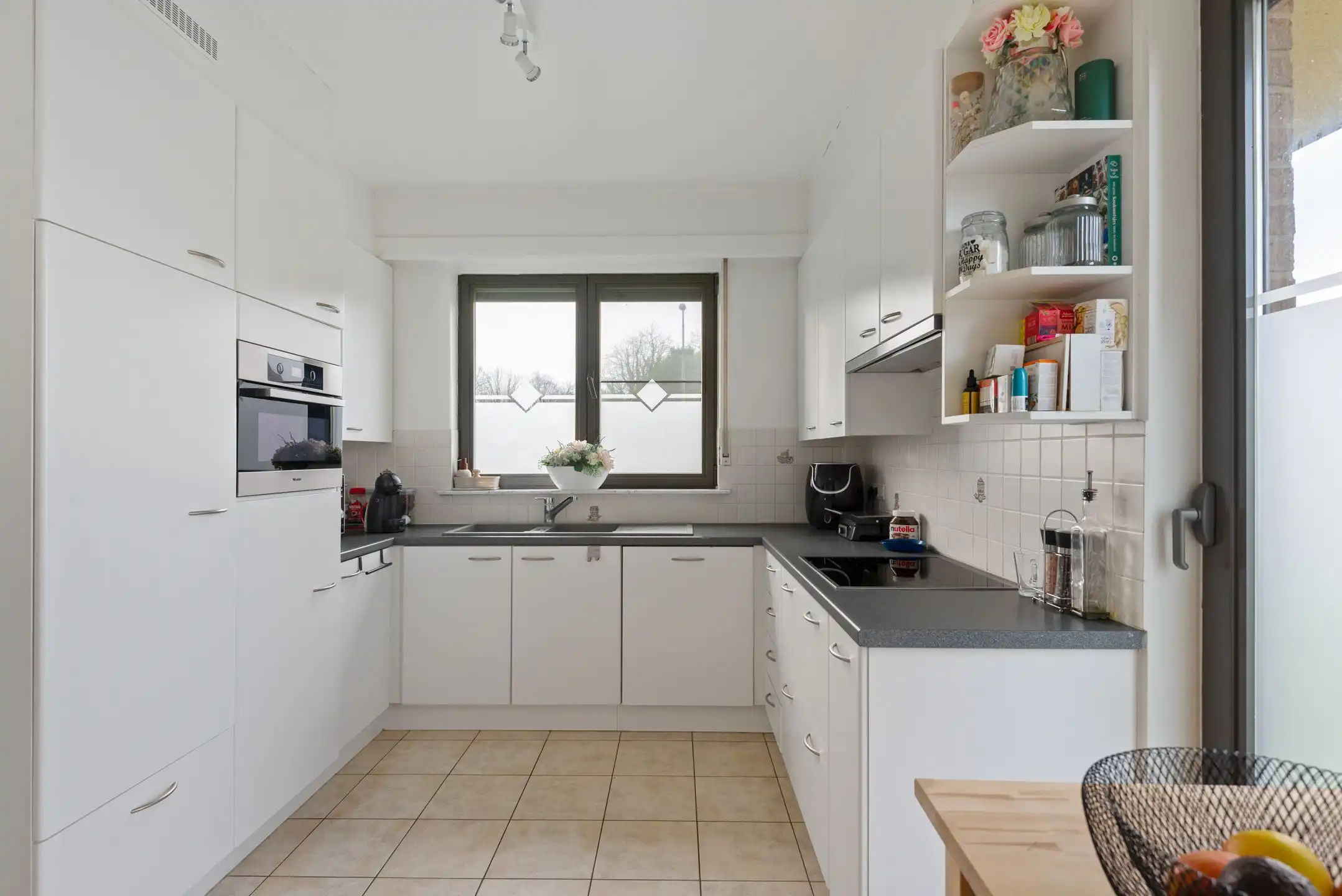 Opbrengsteigendom met 3 appartementen + garageboxen in Wommelgem te koop! foto 7