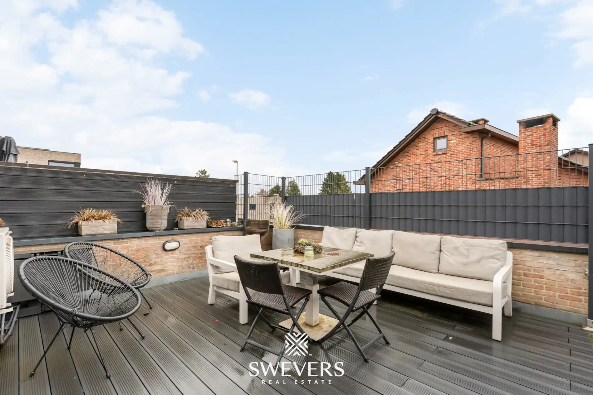 Opbrengsteigendom met handelspand, ruim appartement en uitbreidingspotentieel in hartje Heusden-Zolder foto 32