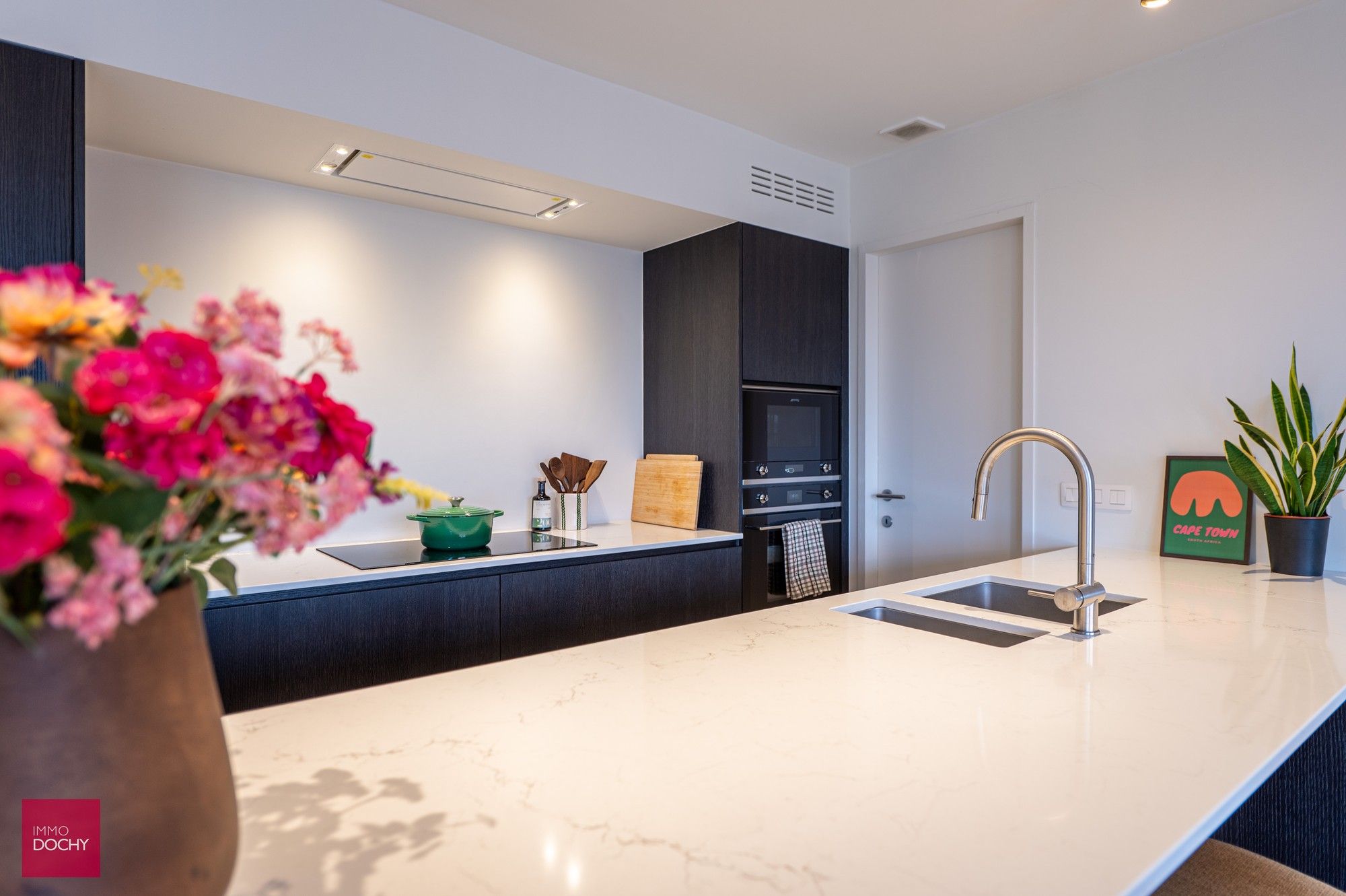 Prachtig afgewerkt appartement met ruim zonneterras centrum Waregem foto 21