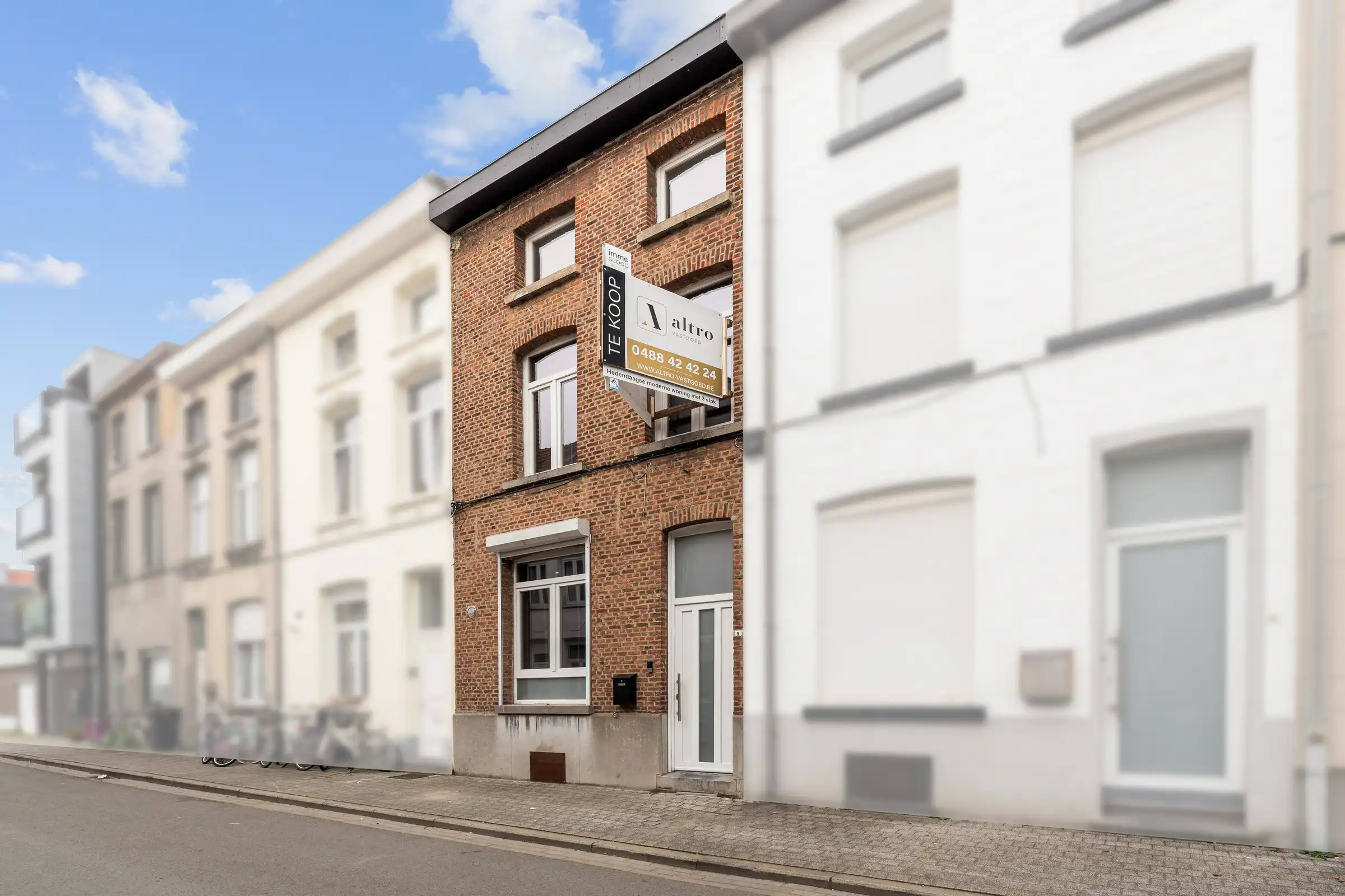Hoofdfoto van de publicatie: Gerenoveerde - instapklare woning met gezellige patio