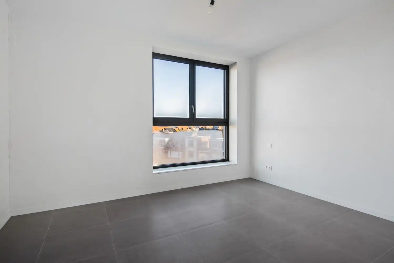 Ruim 1-slaapkamerappartement met groot terras op de derde verdieping – De Lesselier foto 9