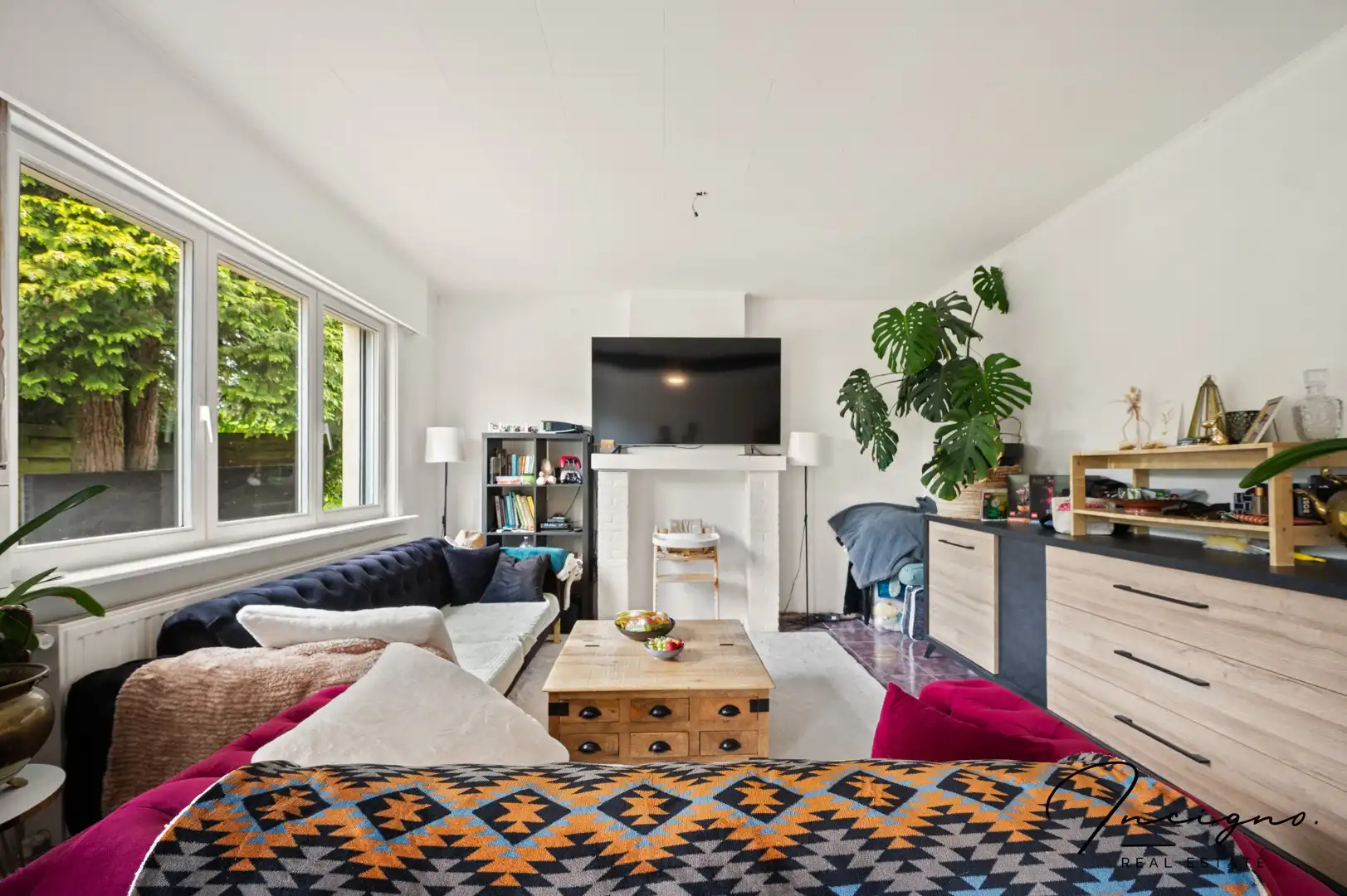 Charmante woning in een groene en rustige woonomgeving foto 2