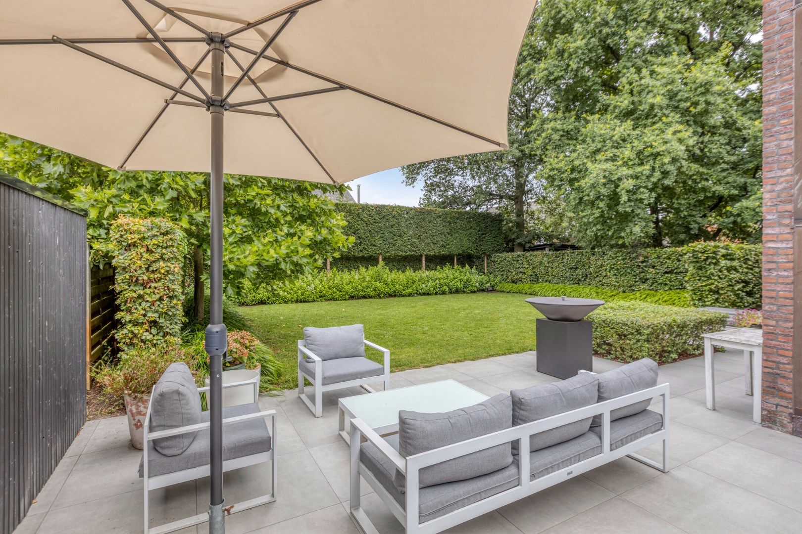 Moderne, instapklare gezinswoning met 3 slpks in een doodlopende straat te Mol-Donk !  foto 24