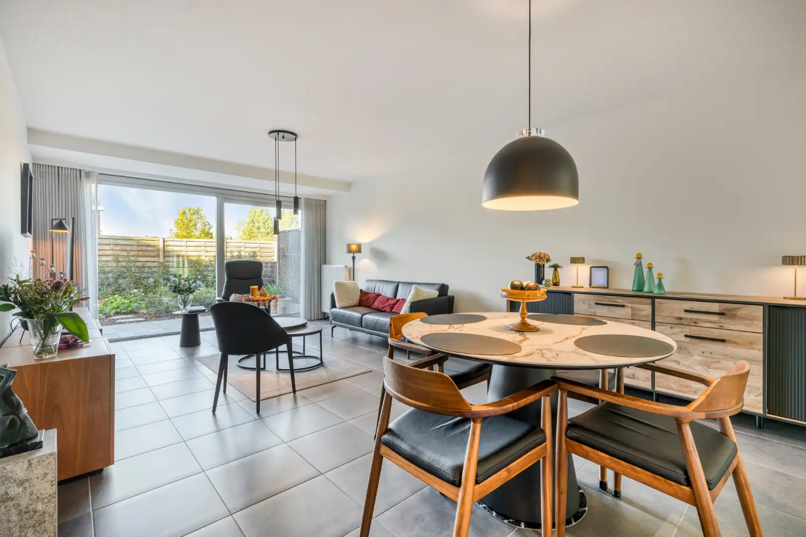 Prachtig gelijkvloers appartement met tuin in Lauwe! foto {{pictureIndex}}