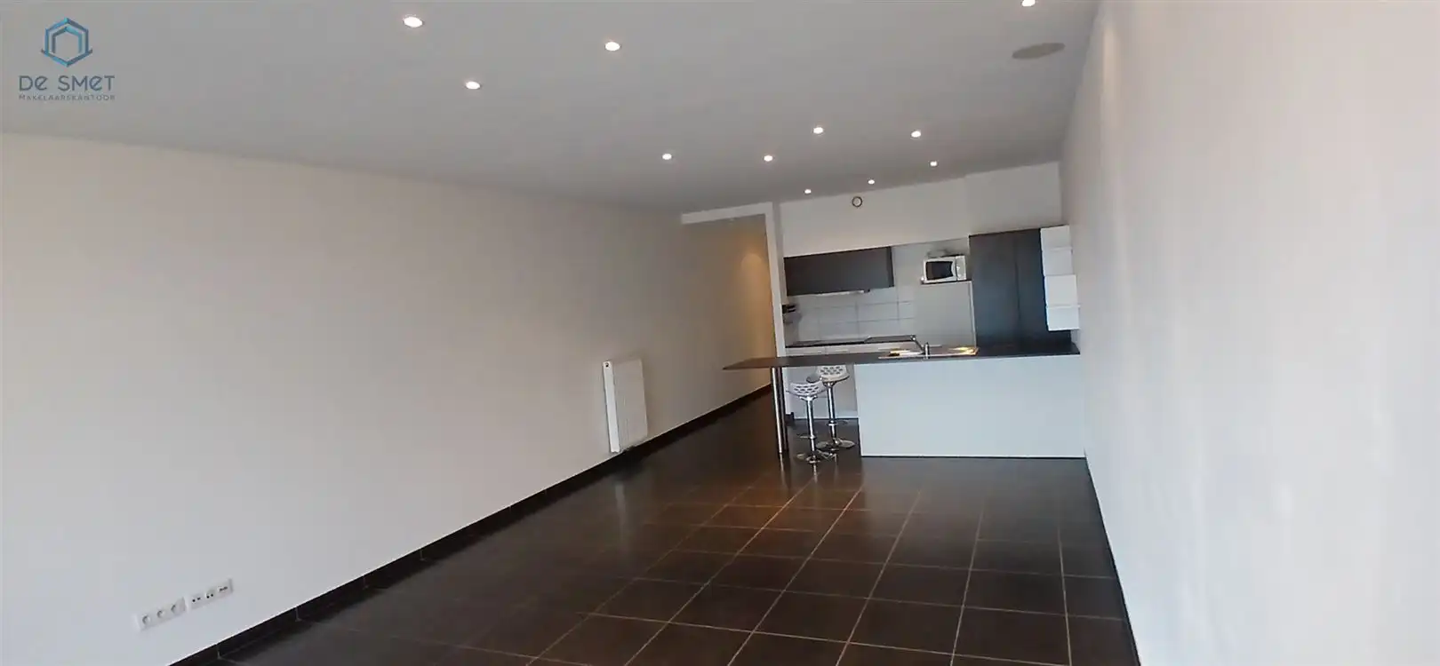 PRACHTIG 1-SLAAPKAMERAPPARTEMENT MET TERRAS & STAANPLAATS foto 4