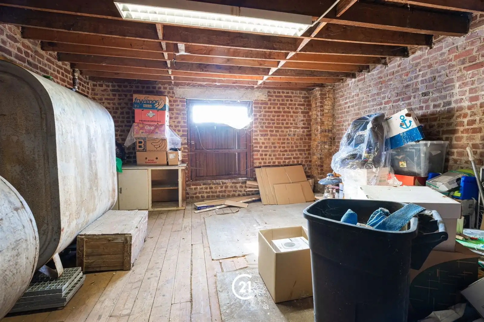 Goed gelegen gezinswoning met 3 ruime kamers, garage, tuin en berging foto 23