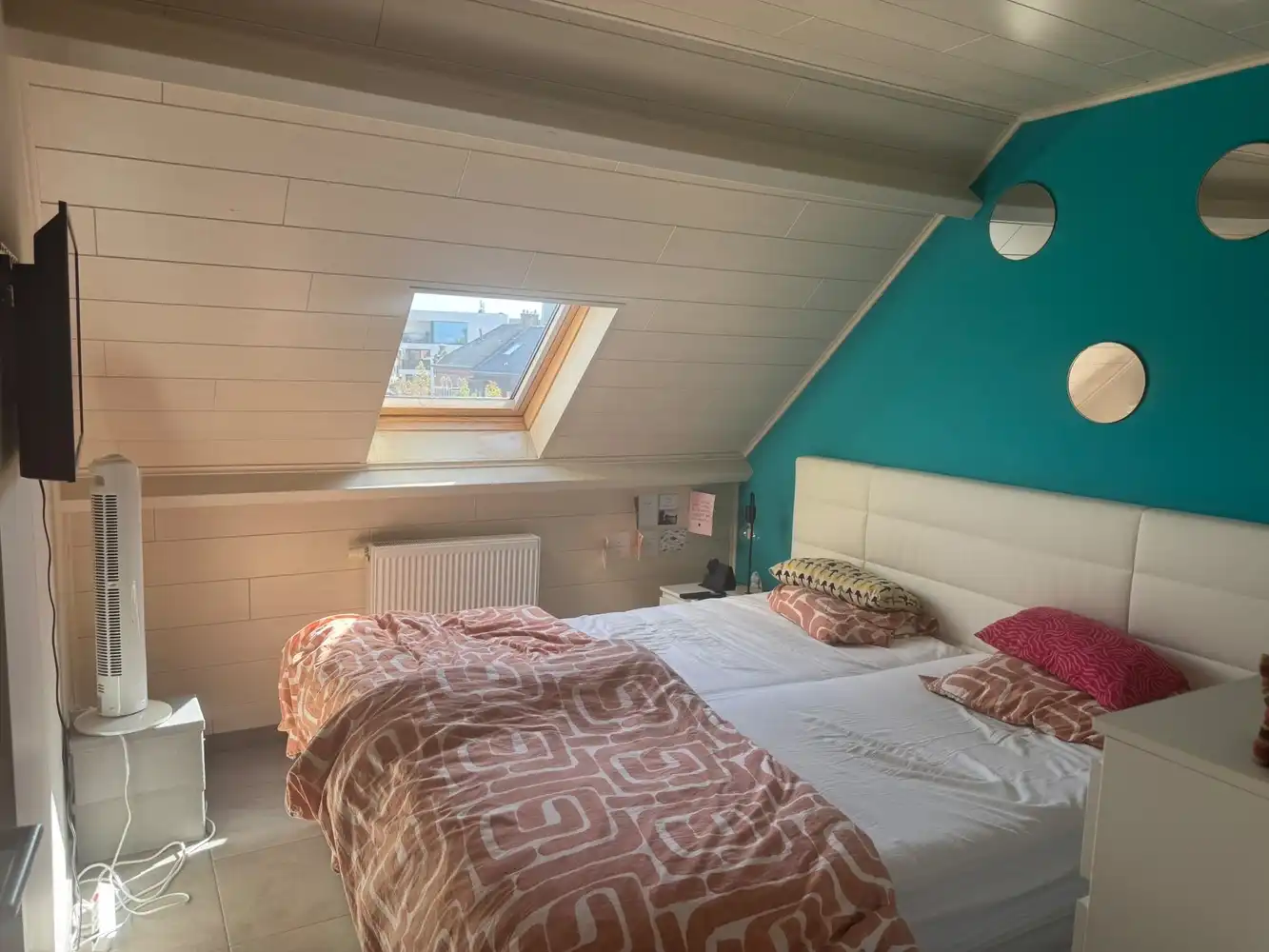 Appartement met 2 slaapkamers, terras en autostandplaats in centrum Paal foto 9