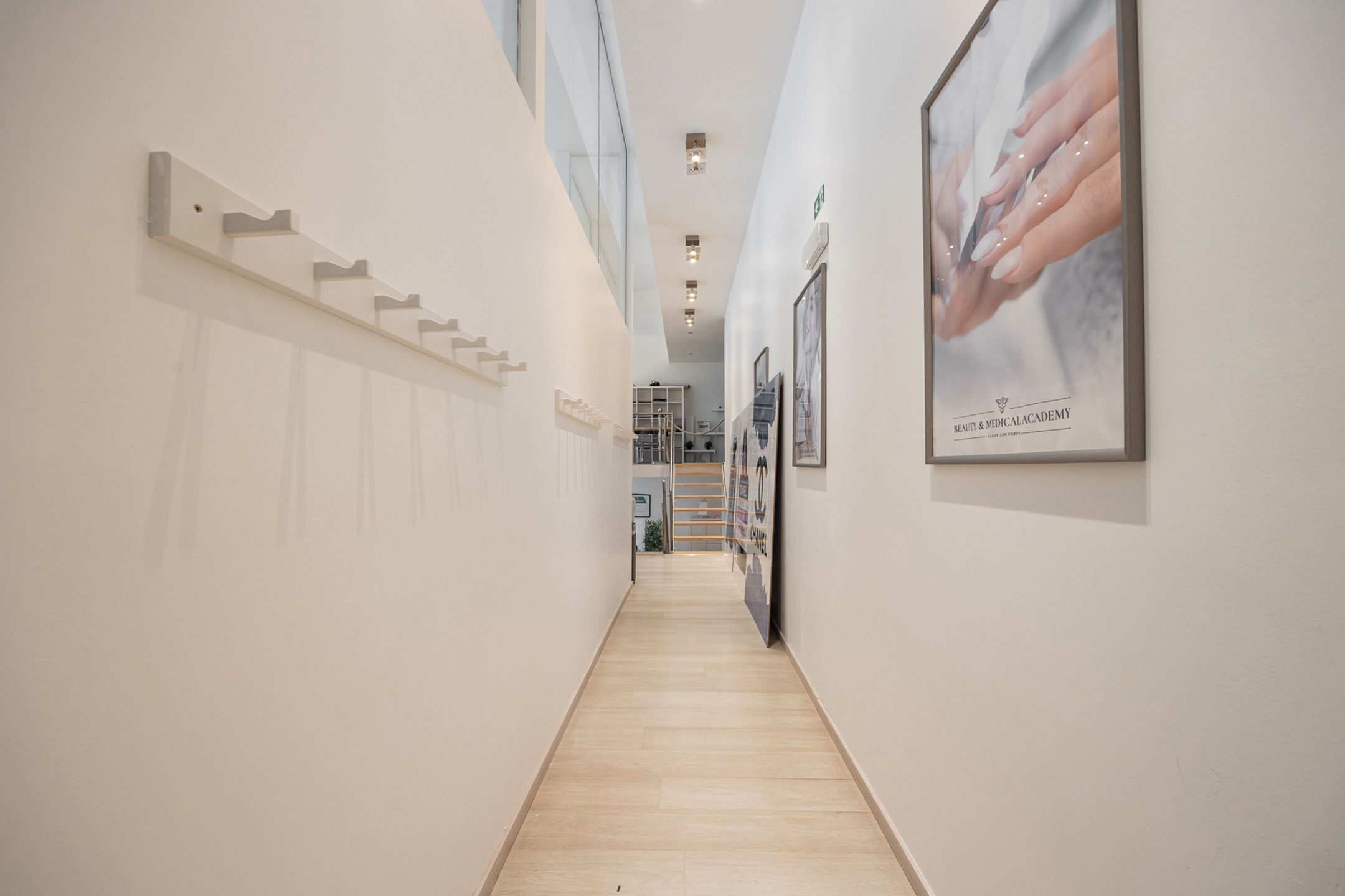 ANTWERPEN - Uitzonderlijke handelsruimte op centrale locatie foto 6